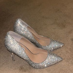 Steve Madden pumps